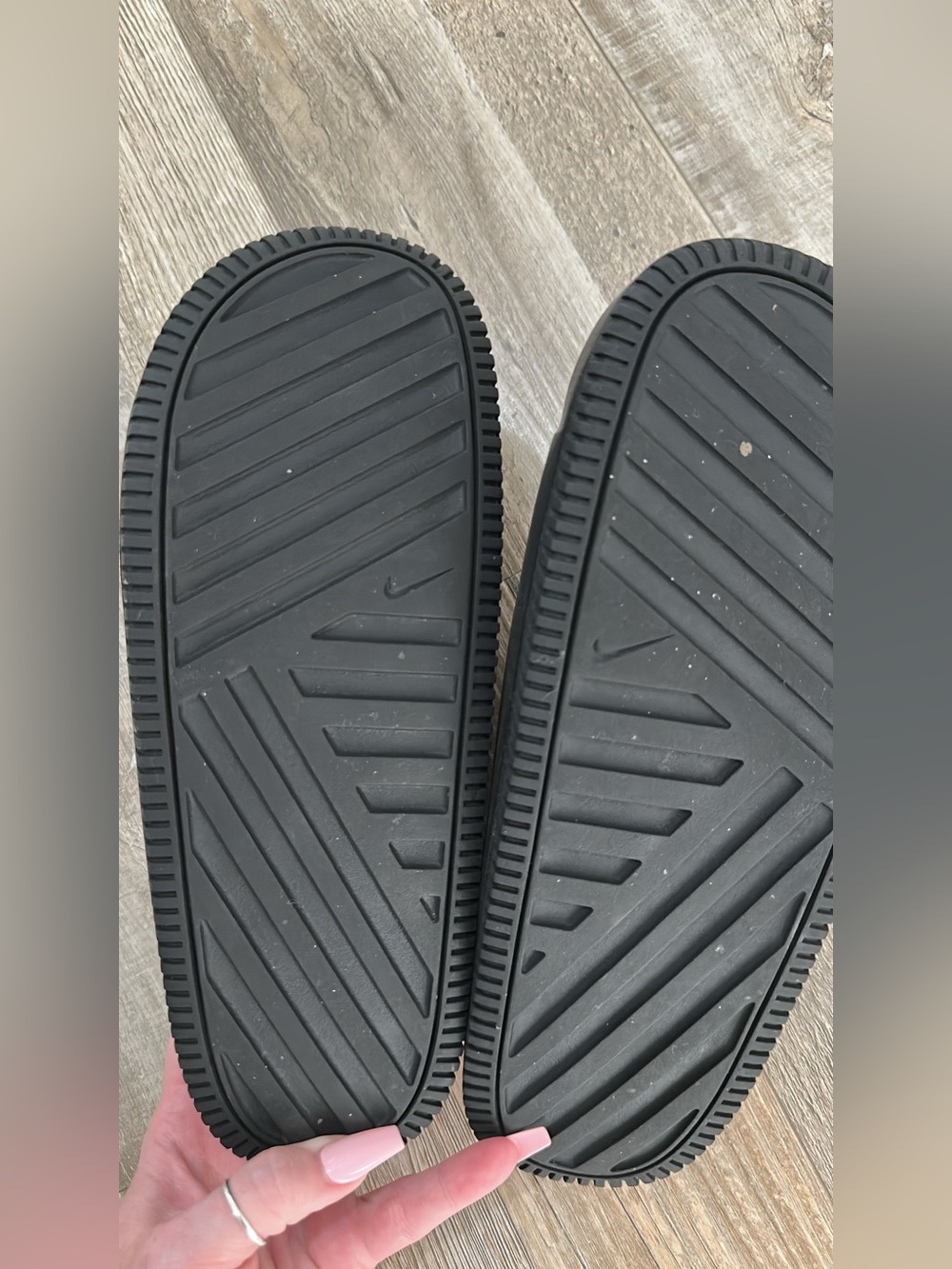 Nike slides - Picture 3 of 5